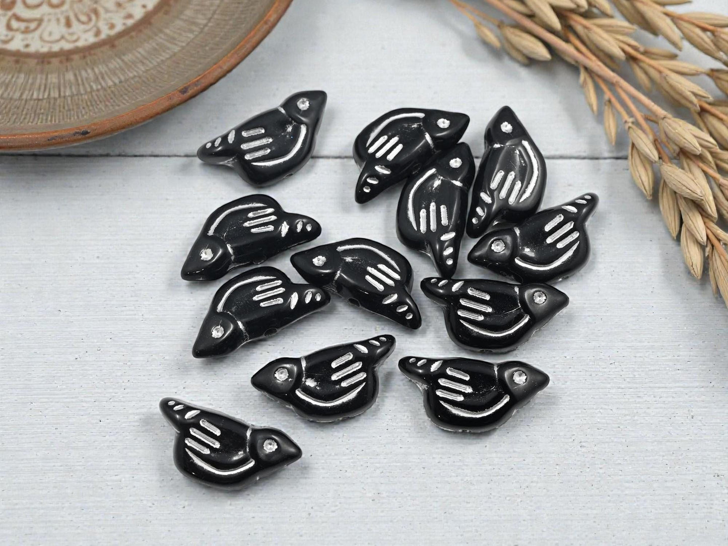 Silver Washed Black Acrylic Bird Beads - Lightweight - 20x10x6mm - 12pcs - (B286)