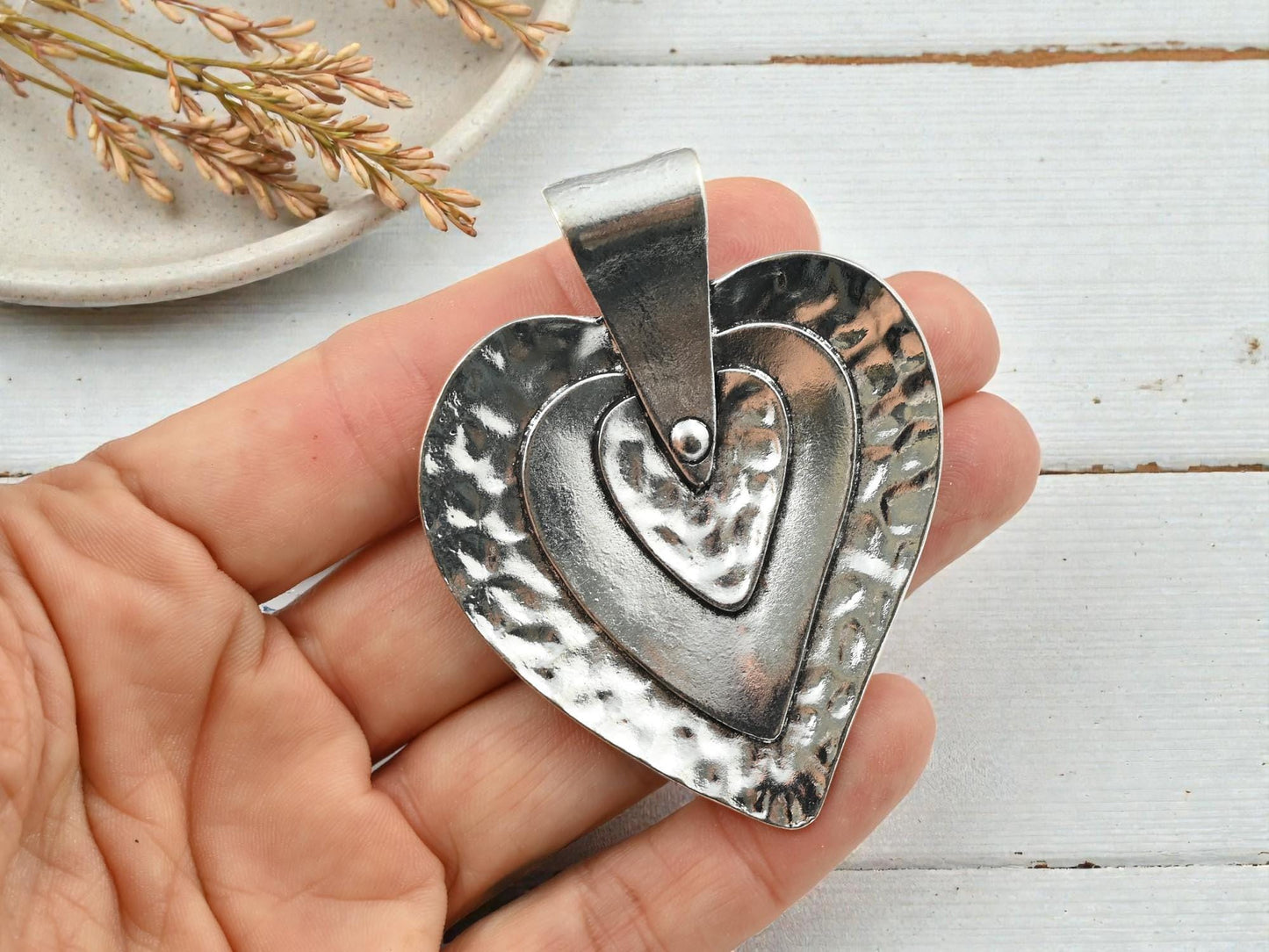Antique Silver Hammered Metal Heart Pendant - 69x53mm - 1pc - (A626)