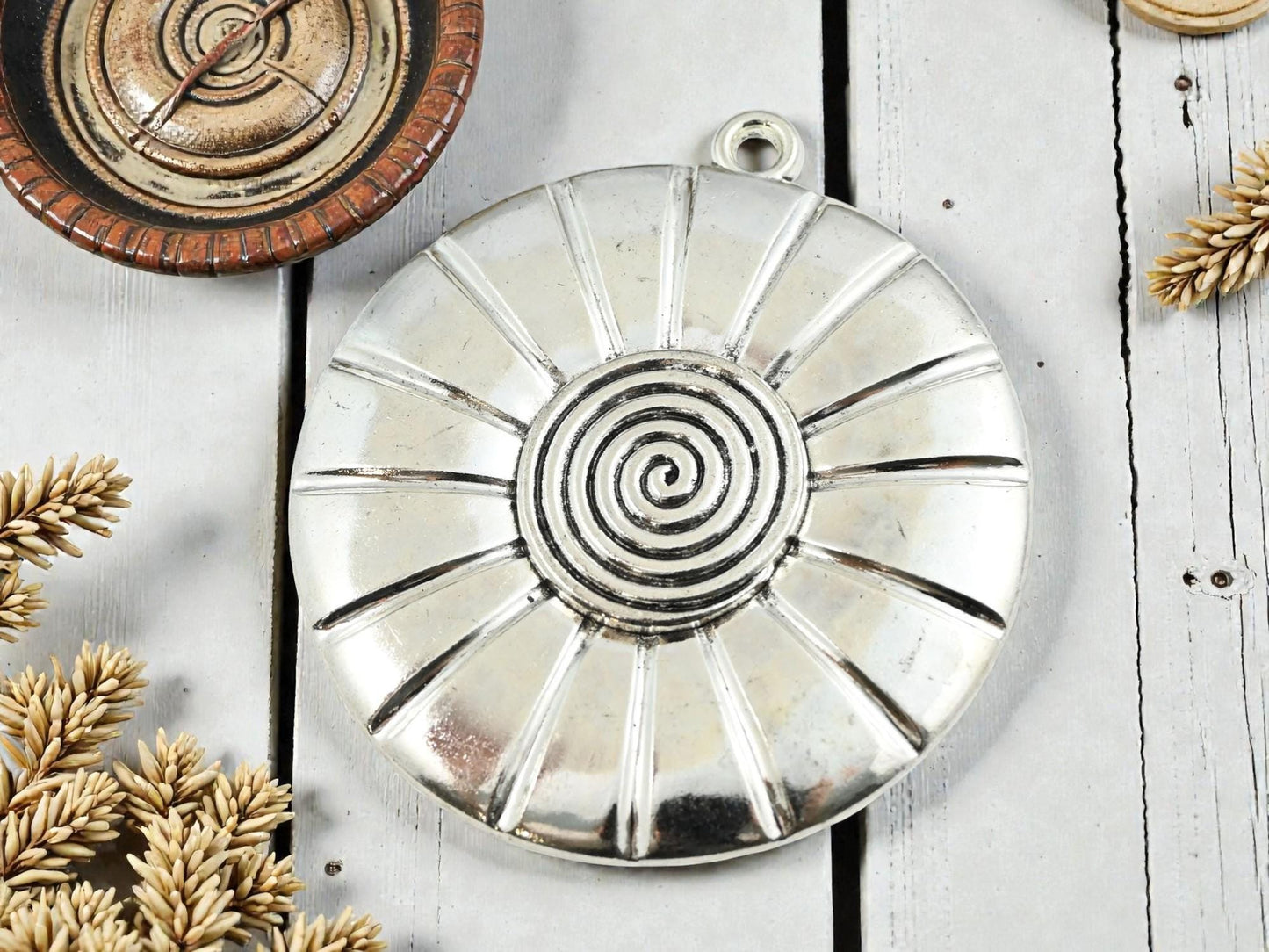 Antique Silver Metal Spiral Shell Pendant - 70x64mm - 1pcs - (A467)