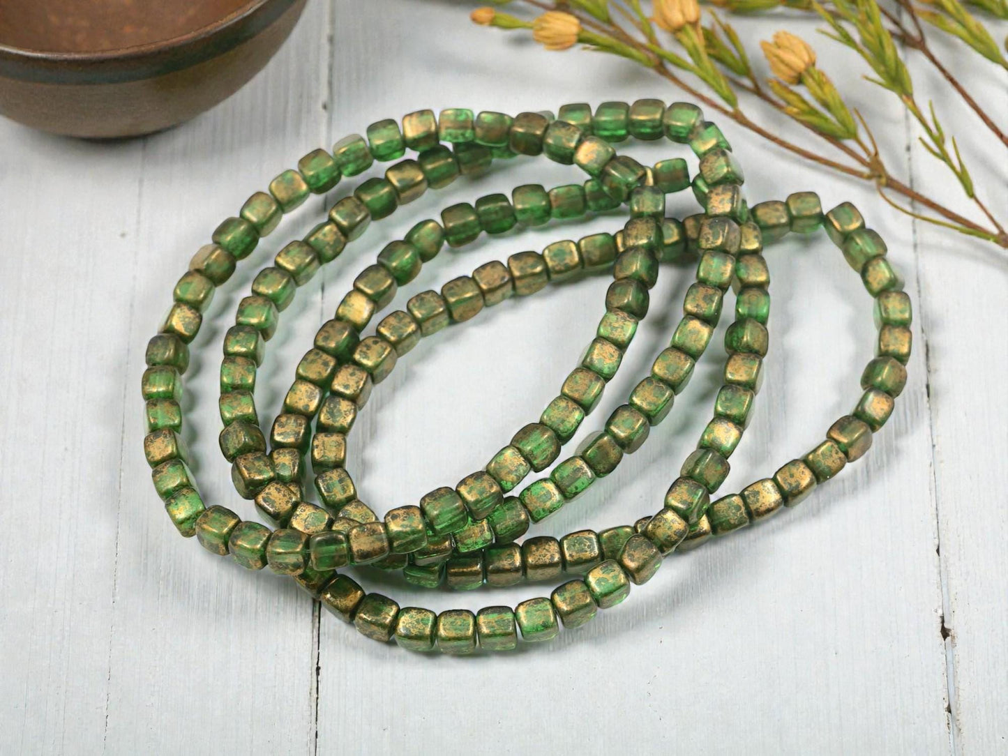 Czech Glass Cube Beads - Emerald Green - 4mm - 40pcs - (6013)