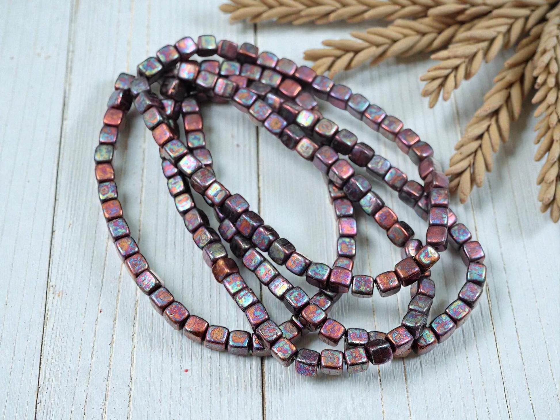 Czech Glass Cube Beads - Metallic Purple MOP - 4mm - 40pcs - (2842)