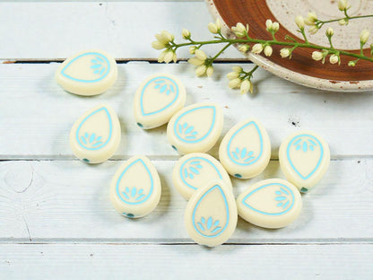 Lotus Flower Beads - Floral Beads - Lightweight Beads - Acrylic Beads - 17x14mm - 20pcs - (B156)