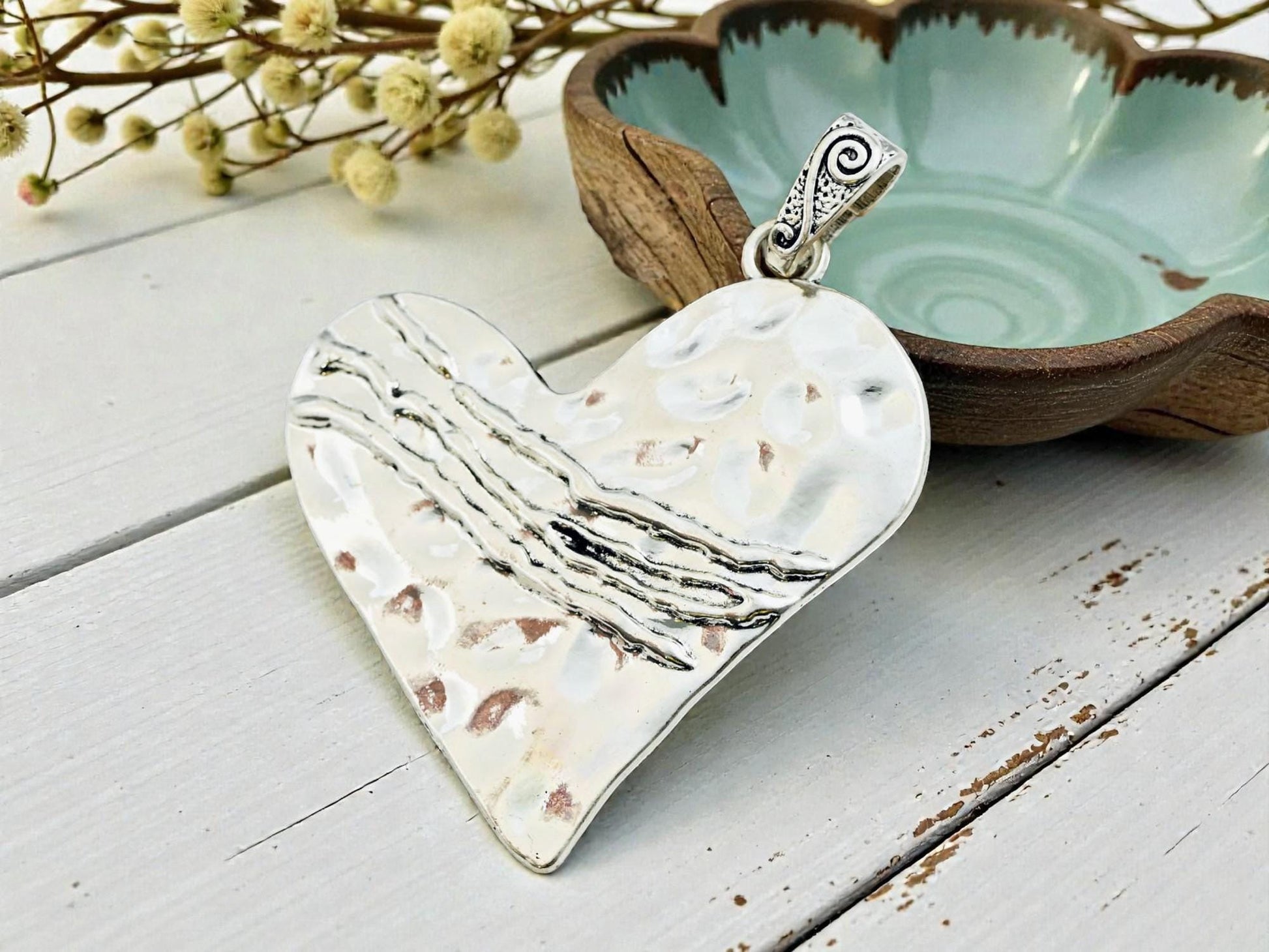 Antique Silver Hammered Metal Heart Pendant - 69x65mm - 1pc - (A705)