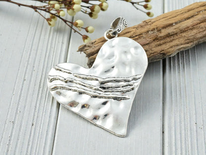 Antique Silver Hammered Metal Heart Pendant - 69x65mm - 1pc - (A705)