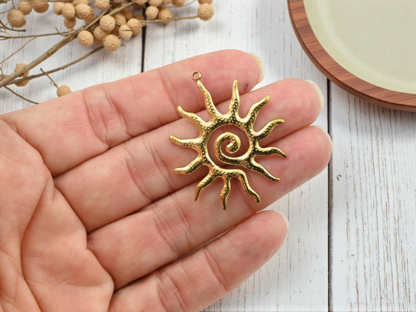 18k Gold Plated Stainless Steel Sunray Pendant - 40x33mm - 1pc - (179)