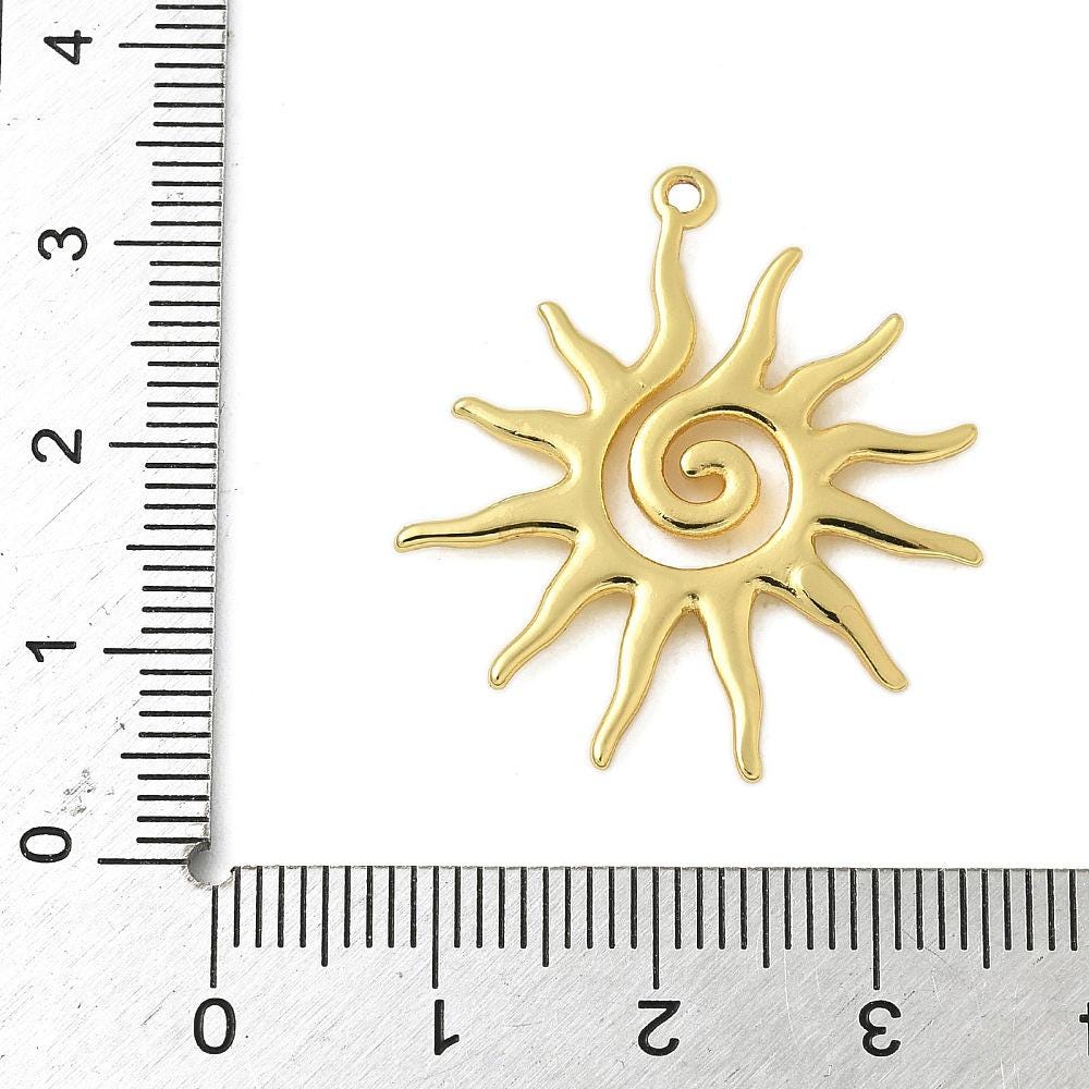 18k Gold Plated Brass Sunray Pendant Charm - 30x28mm - 1pc - (347)