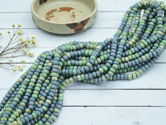 Picasso Seed Beads - Aged Picasso Beads - Czech Glass Beads - Size 4 Seed Beads - 4/0 - 18" Strand - (139)