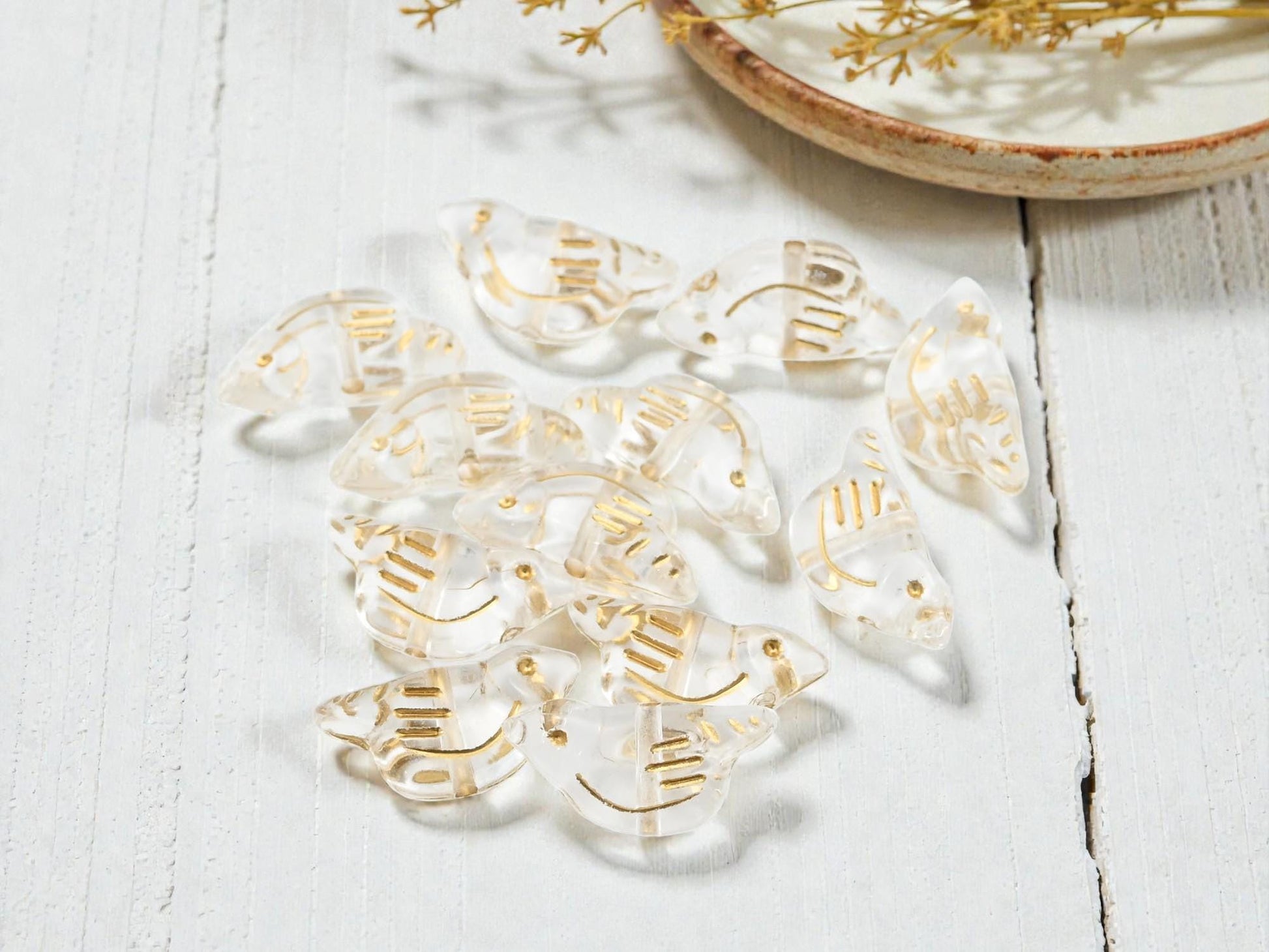 Gilded Crystal Clear Acrylic Bird Beads - Lightweight - 20x10x6mm - 12pcs - (A470)