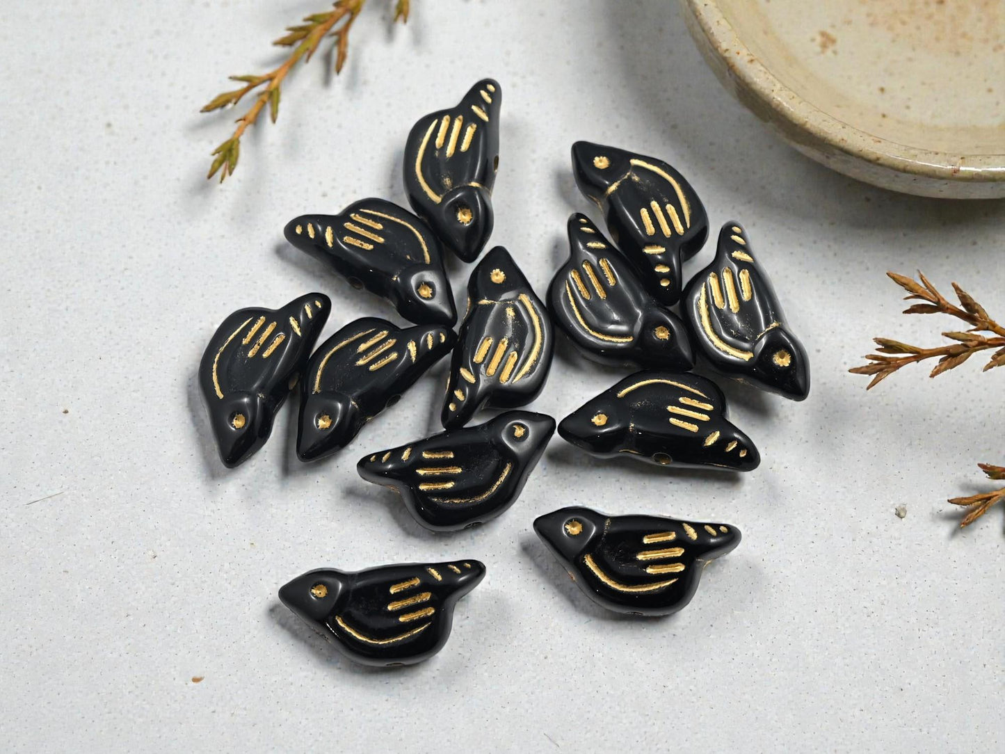 Gilded Black Acrylic Bird Beads - Lightweight - 20x10x6mm - 12pcs - (B810)