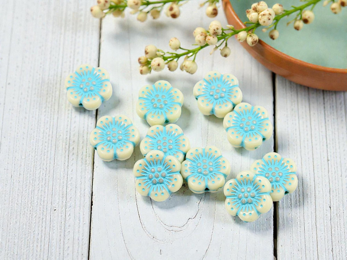 Flower Beads - Floral Beads - Lightweight Beads - Acrylic Beads - 13mm - 20pcs - (1306)