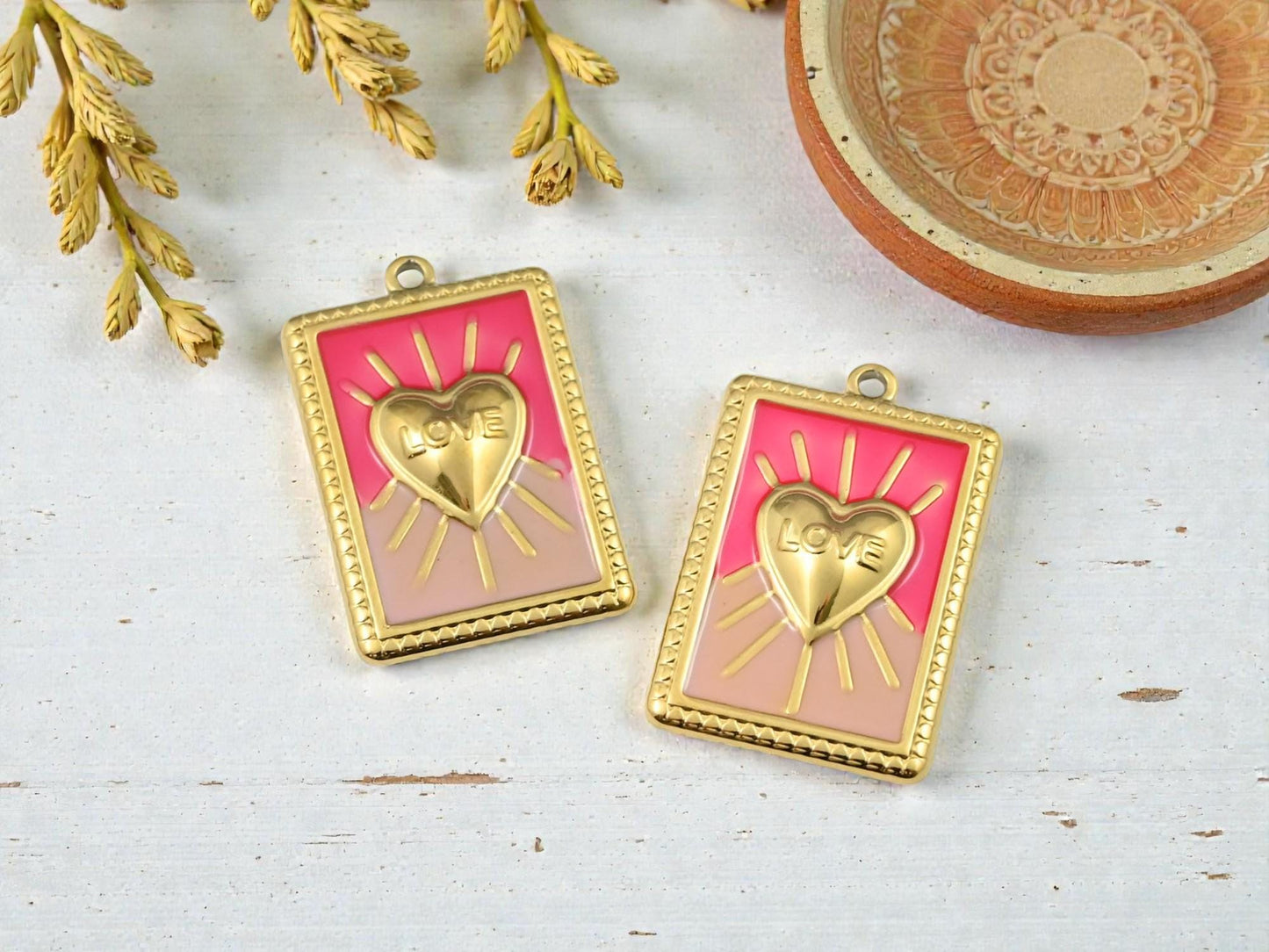 18k Gold Surrounding Pink Enamel Rectangle Bursting Heart Charms - 28x18mm - 2pcs - (4680)