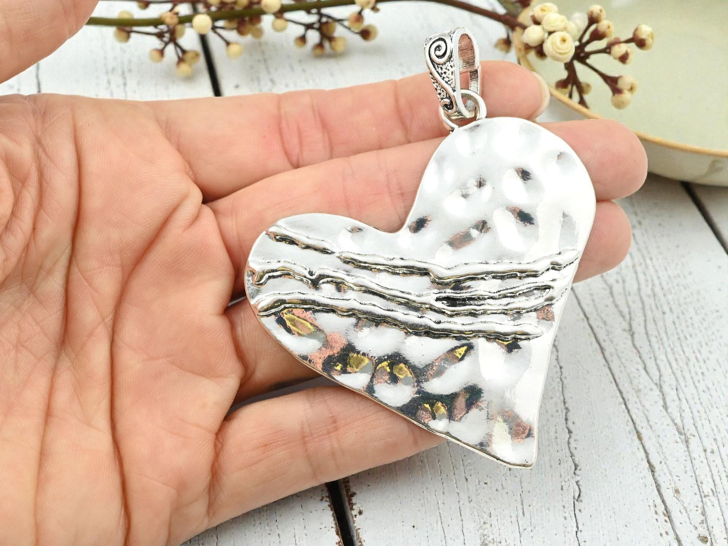 Antique Silver Hammered Metal Heart Pendant - 69x65mm - 1pc - (A705)