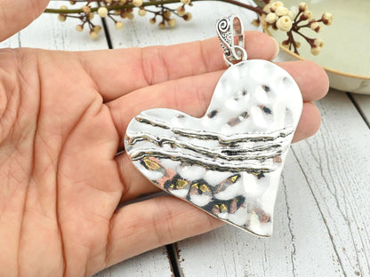 Antique Silver Hammered Metal Heart Pendant - 69x65mm - 1pc - (A705)
