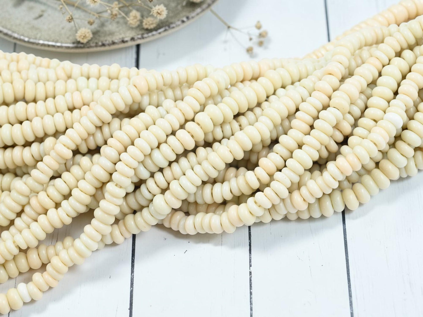 Indonesian Java Glass Beads - Donut Shape - Opaque Ivory - Approx 4x7mm - 20" Strand - (B413)