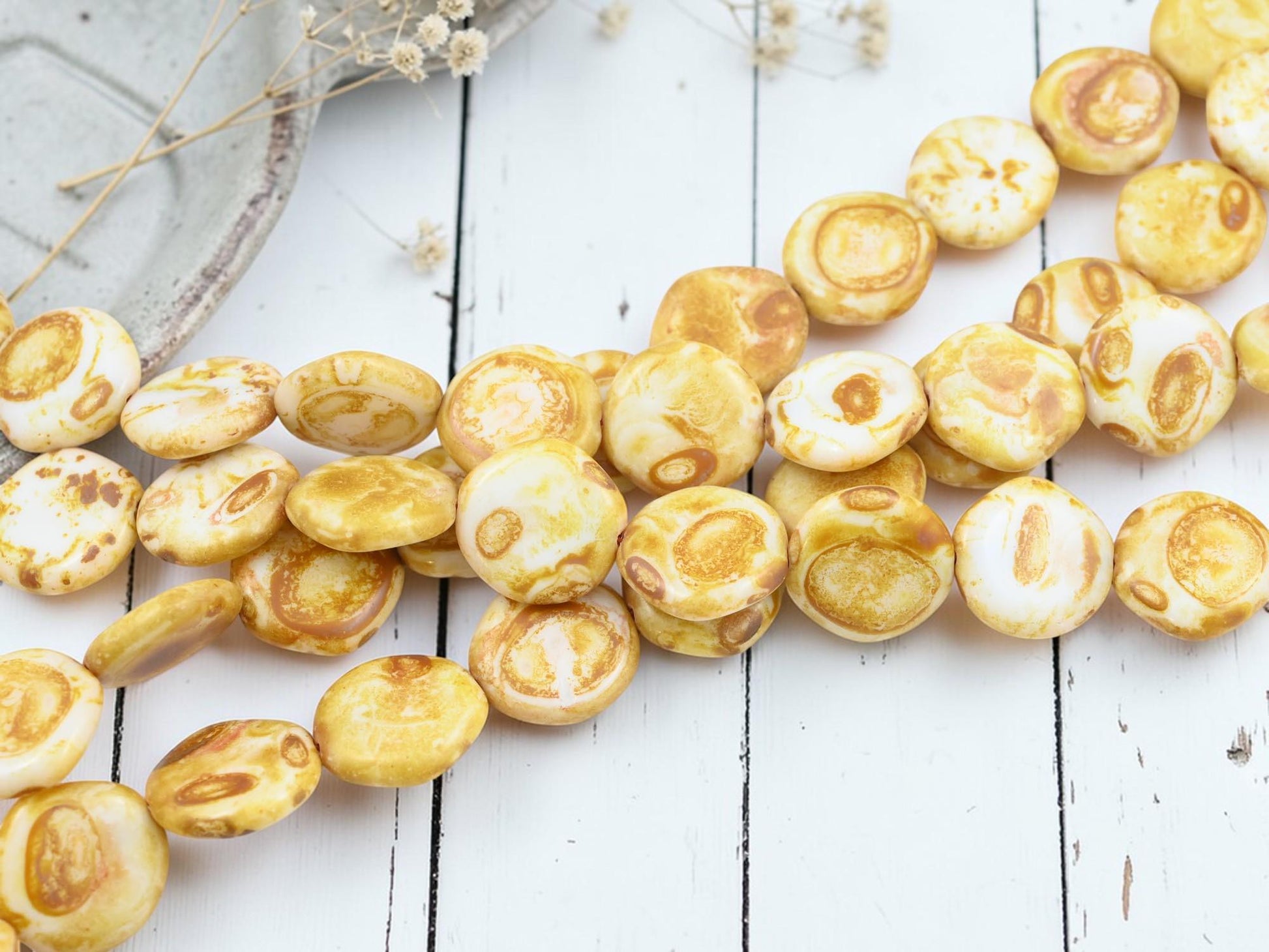 Old Stock Czech Glass Organic Shaped Coin Beads - Alabaster Picasso - 11 Beads - (5163)