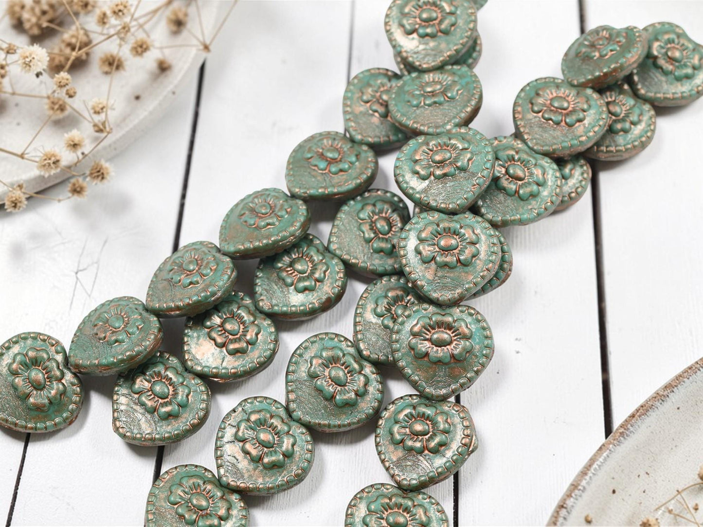 Czech Glass Vintage Style Floral Heart Beads - Copper Washed Turquoise - 17mm - 8pcs - (B50)