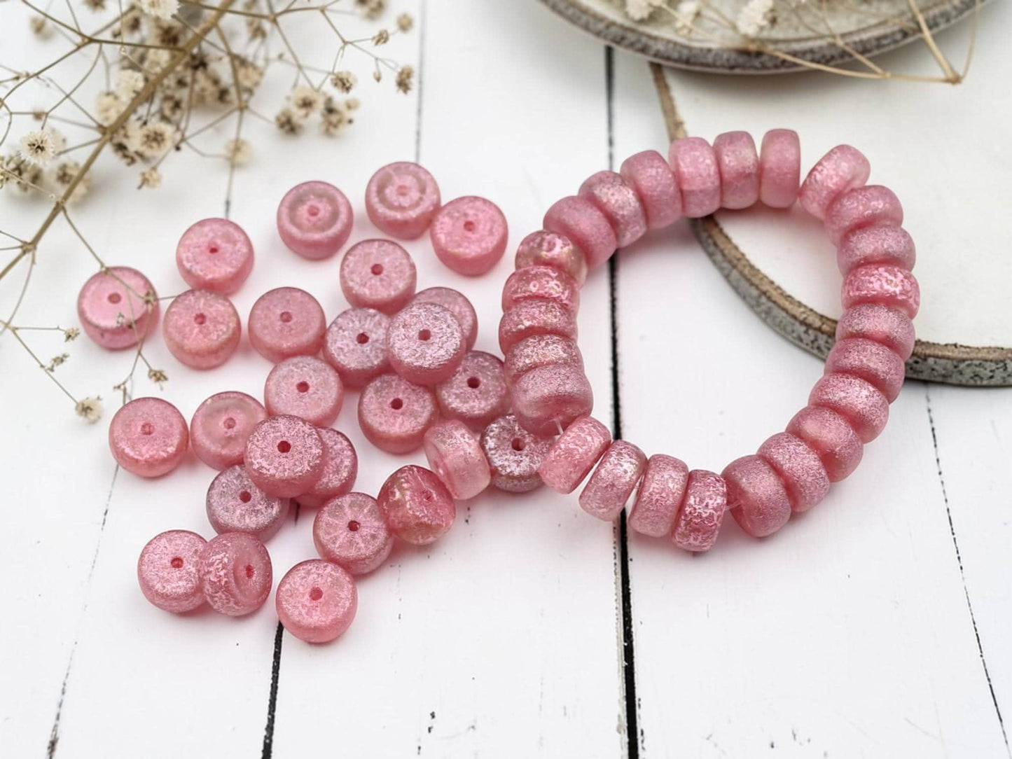 Heishi Beads - Czech Glass Beads - Spacer Beads - Rondelle Beads - 8x4mm - 25pcs - (2898)