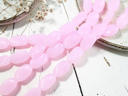 Old Stock Vintage Czech Glass Opaline Glass Beads - Pale Pink - 22x13mm - 9 Beads - (5949)