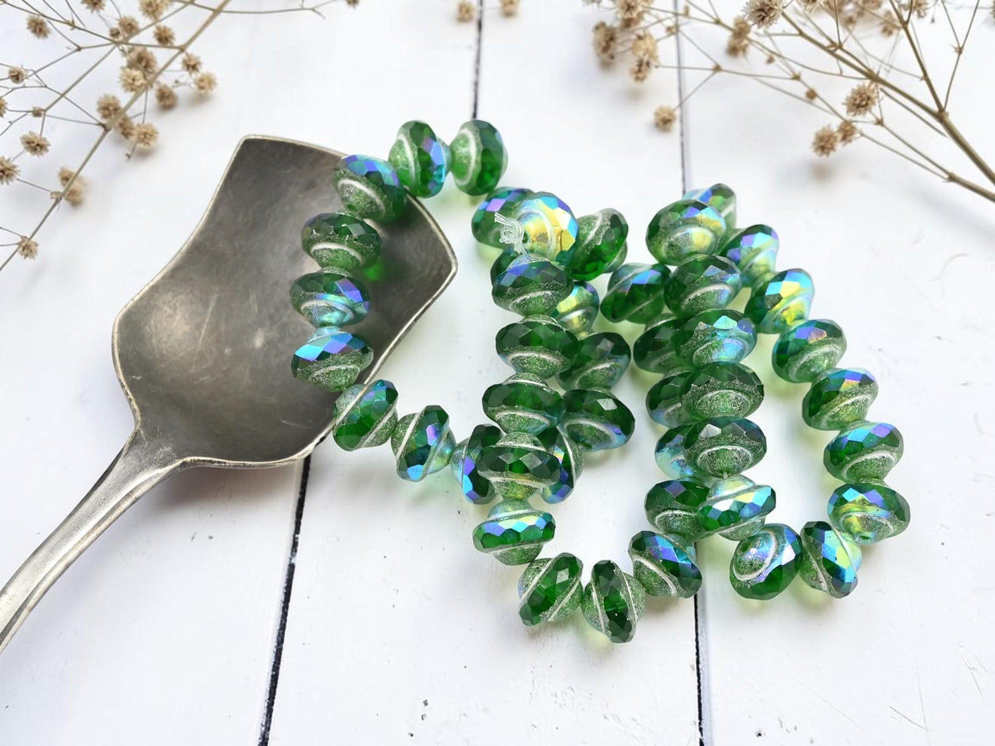 Czech Glass Saturn Beads - Emerald Green AB - 6x8mm - 15pcs - (6076)