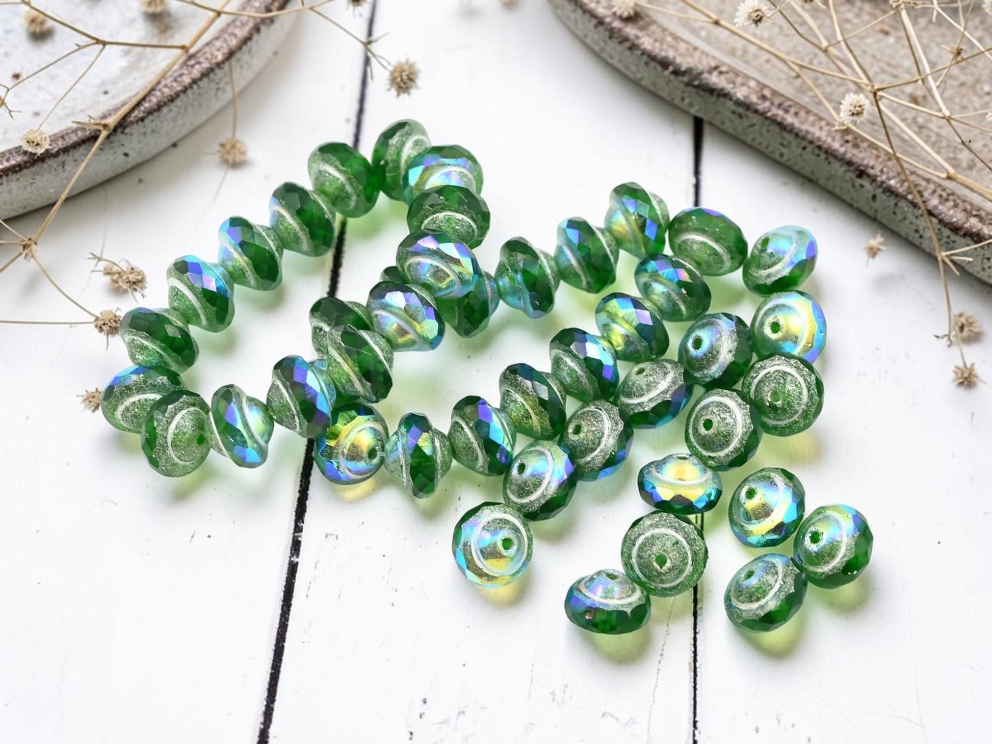 Czech Glass Saturn Beads - Emerald Green AB - 6x8mm - 15pcs - (6076)