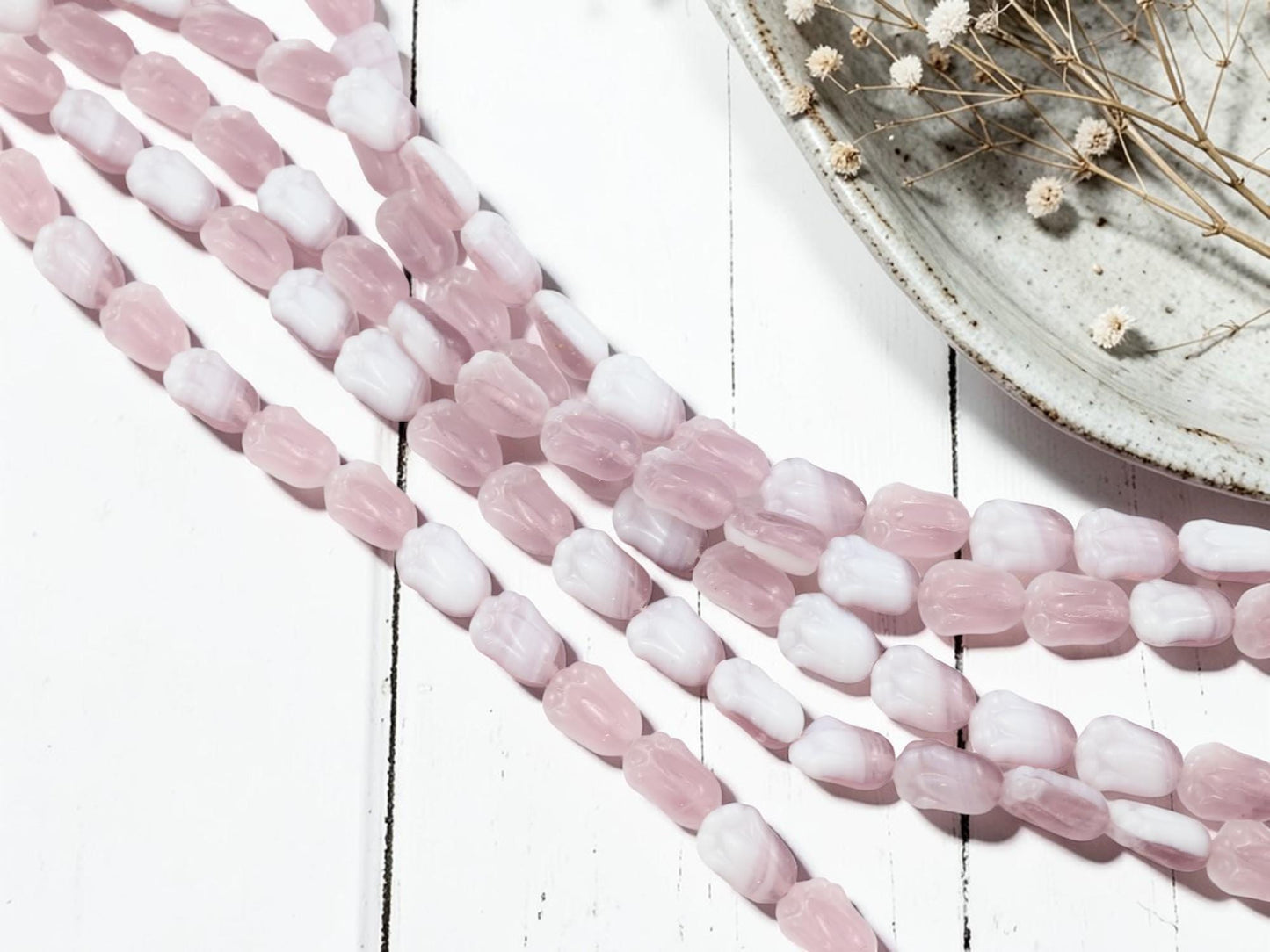 Czech Glass Tulip Flower Beads - Amethyst Purple + White - 12x8mm - 19pcs - (3920)