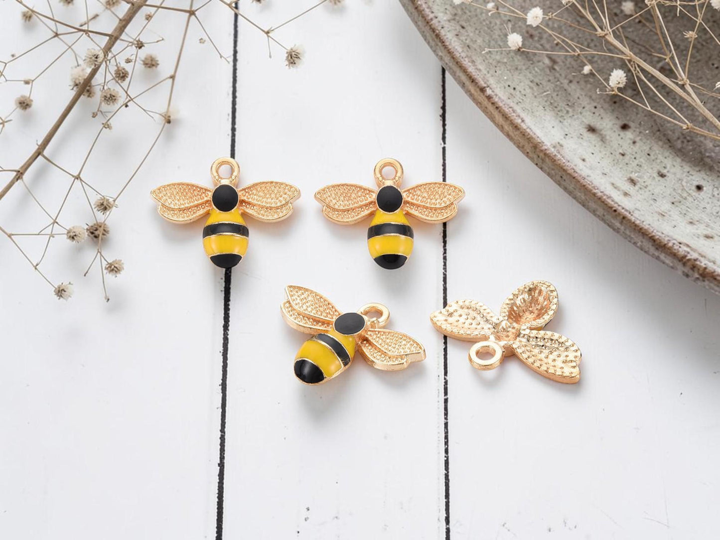 Gold Plated Bumble Bee Enamel Charms - 18x23mm - 5pcs - (1511)