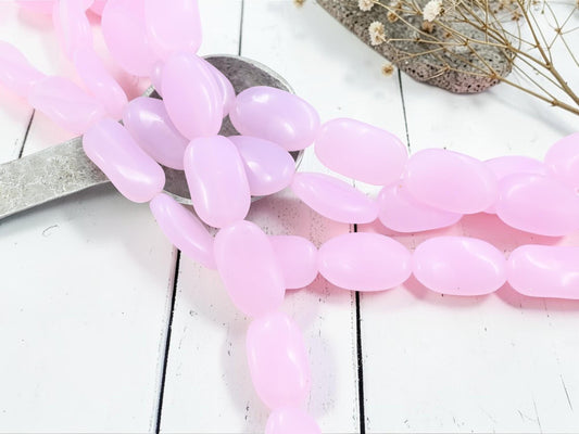 Old Stock Vintage Czech Glass Opaline Glass Beads - Pale Pink - 22x13mm - 9 Beads - (5949)