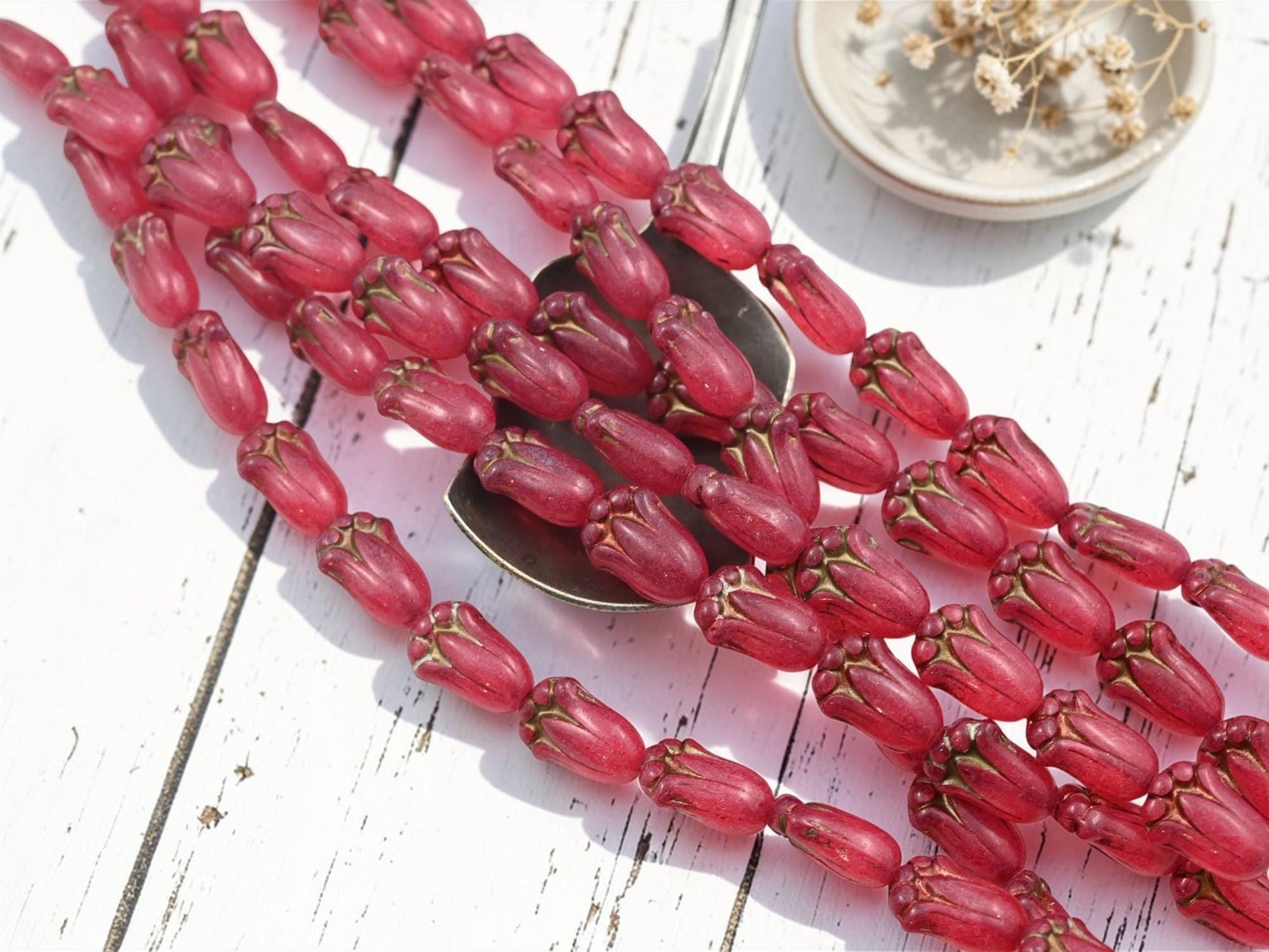 Czech Glass Beads - Flower Beads - Tulip Beads - Czech Glass Flowers - Czech Flower Beads - 12x8mm - 12pcs - (B34)