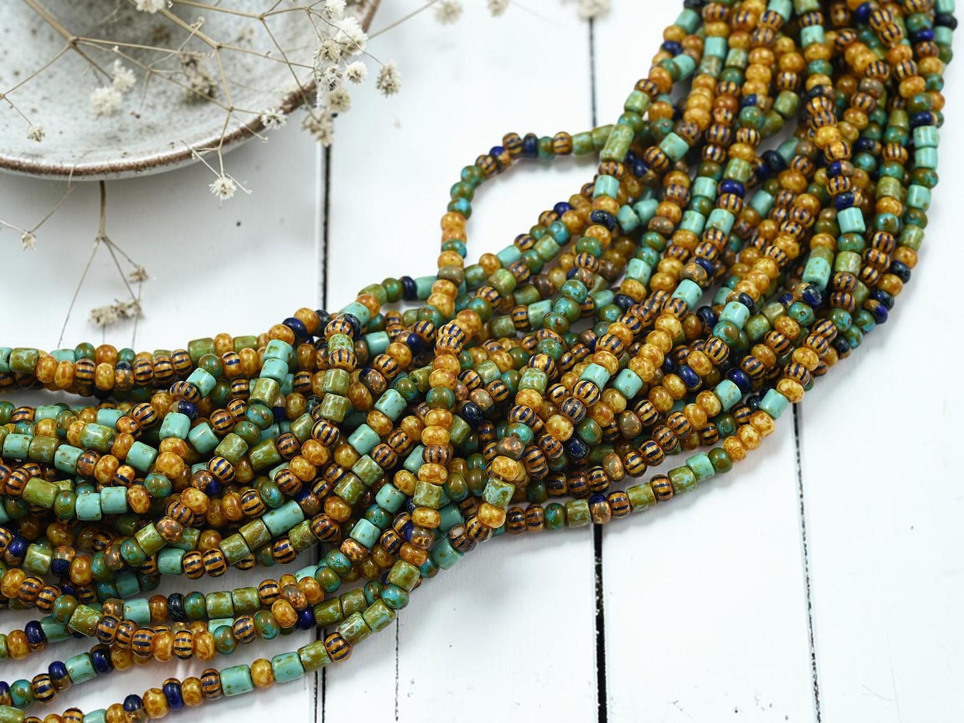 Picasso Seed Beads - Aged Picasso Beads - Czech Glass Beads - Size 6 Seed Beads - 5/0 - 18" Strand - (A384)