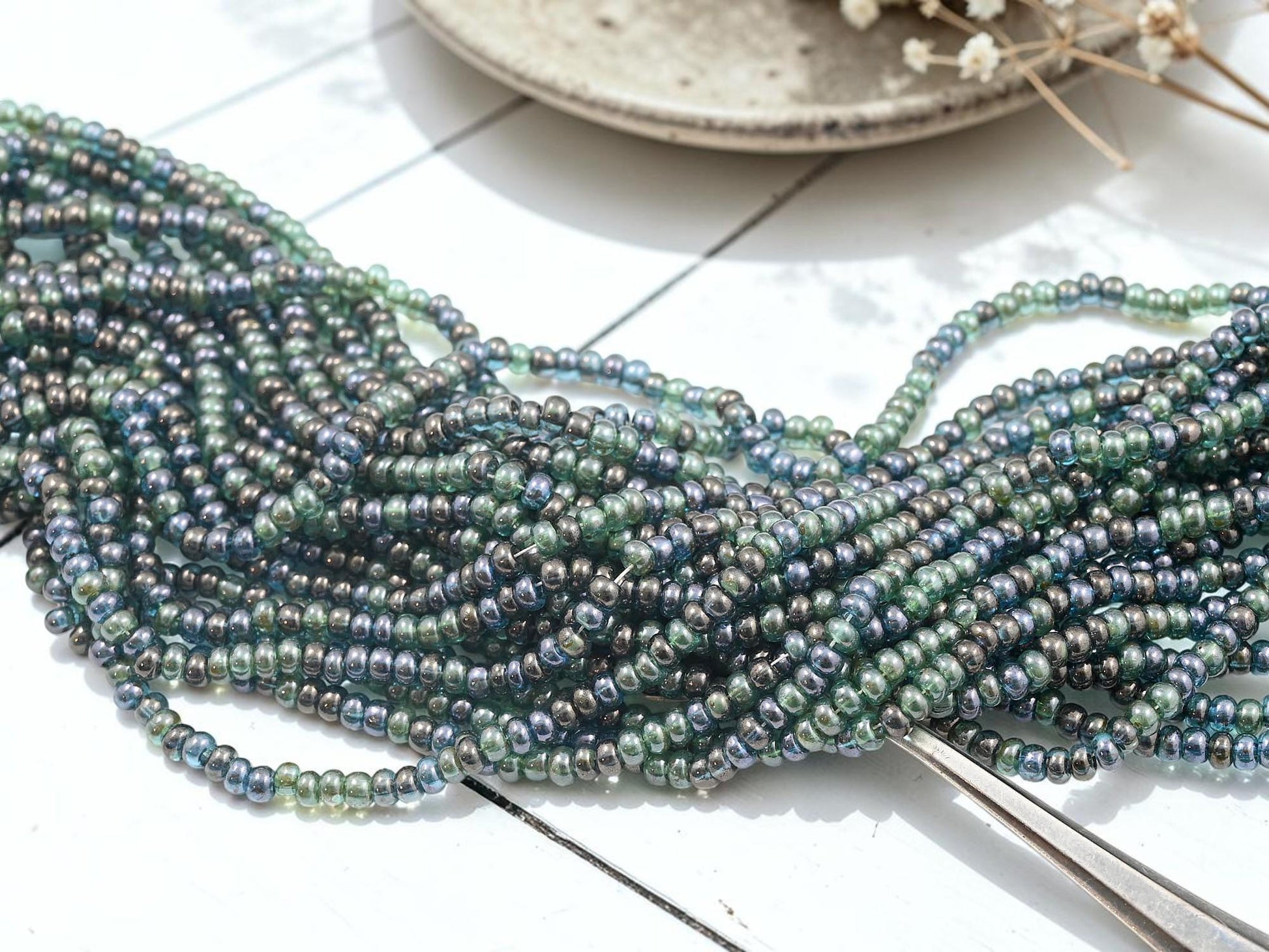 Picasso Seed Beads - Aged Picasso Beads - Czech Glass Beads - Size 6 Seed Beads - 6/0 - 21" Strand - (A272)