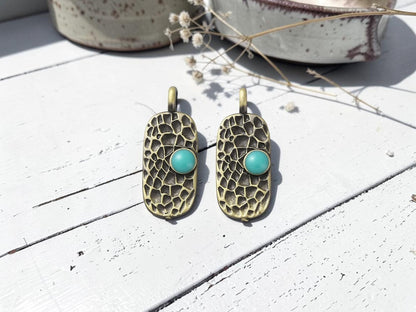 Antique Bronze Metal Hammered Oval Charms w/Turquoise - 4pcs - 21x8mm - (2713)
