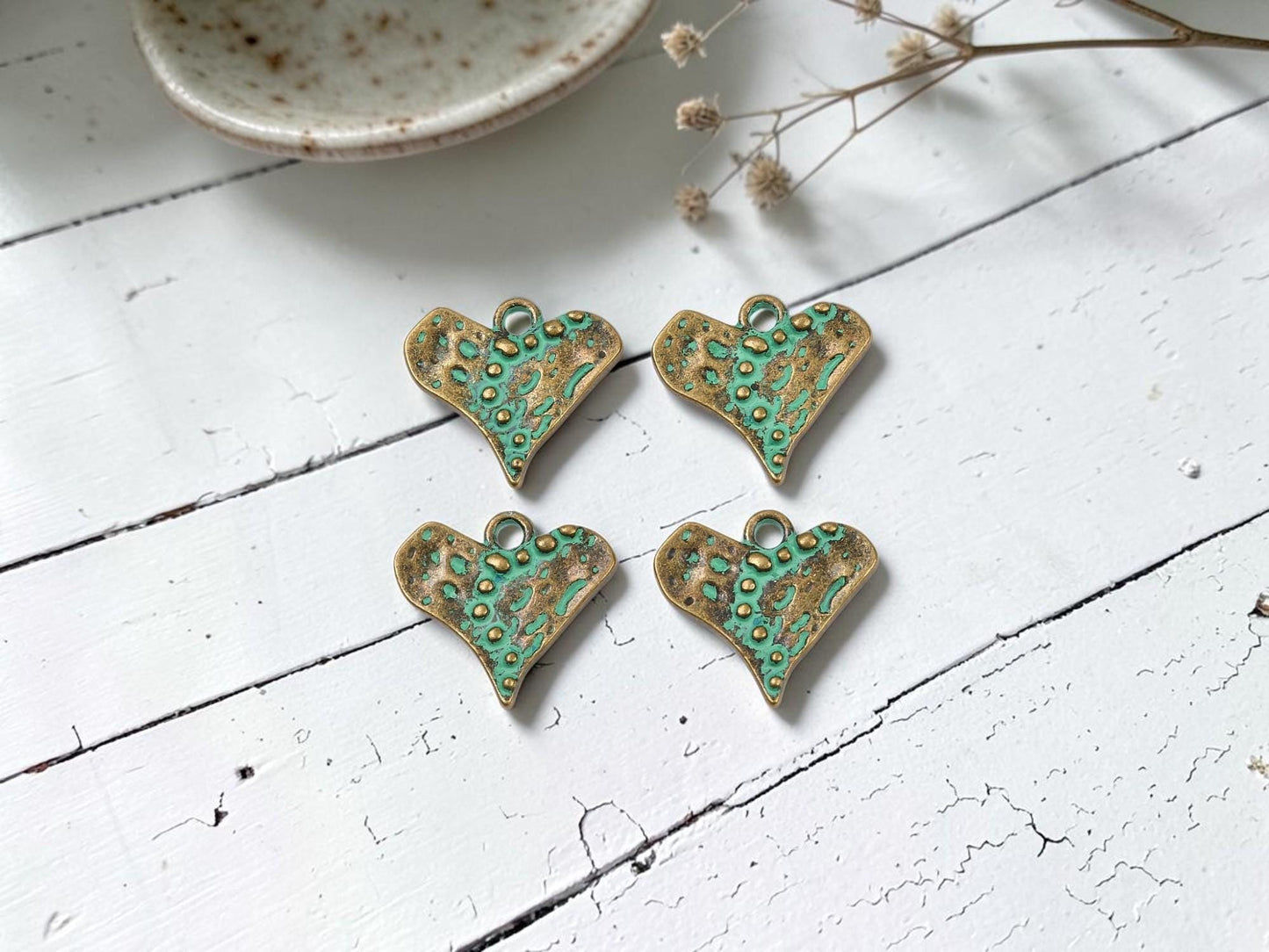 Antique Bronze Patina Metal Heart Charms - 17x19mm - 10pcs - (1492)