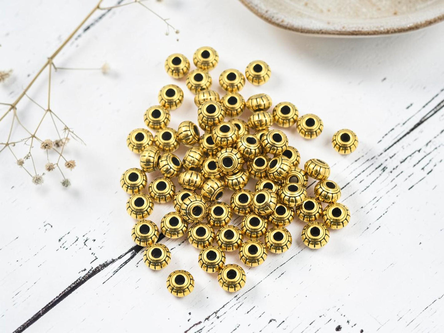 Antique Gold Metal Spacer Beads - 200pcs - 5x6mm - (A679)