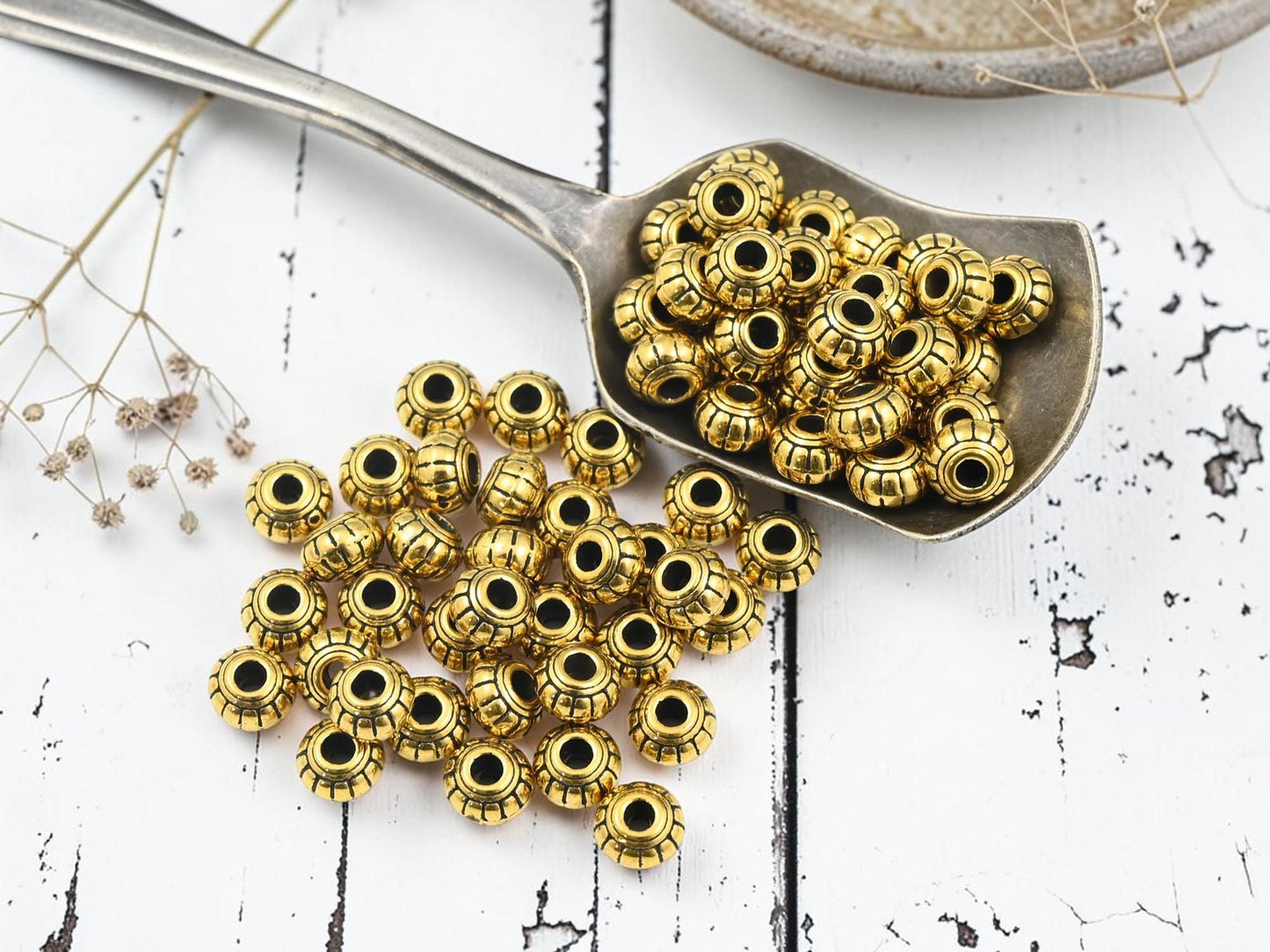 Antique Gold Metal Spacer Beads - 200pcs - 5x6mm - (A679)