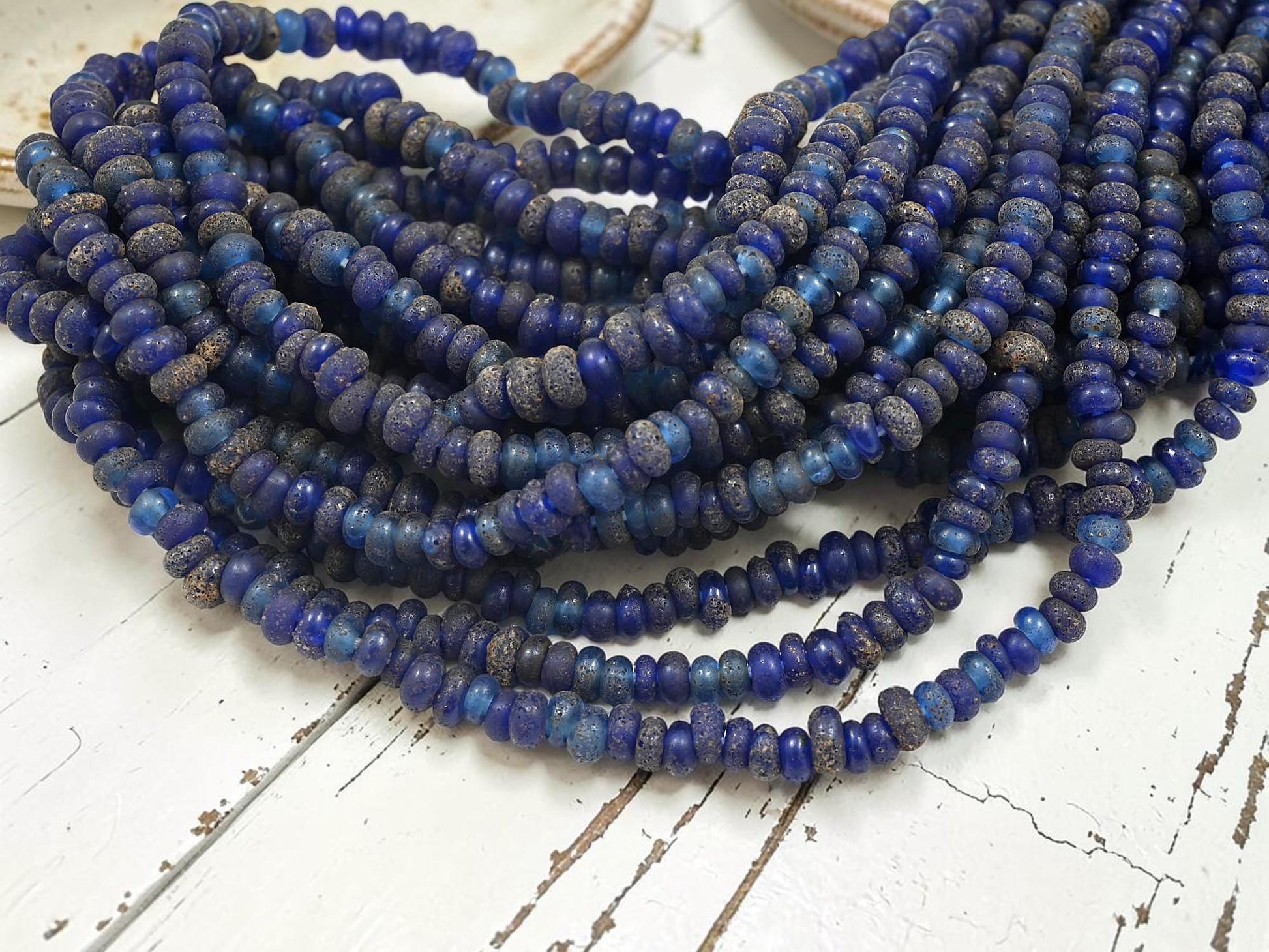 Indonesian Java Glass Beads - Aged Donut Shape - Approx 4x7mm - 20" Strand - (3880)