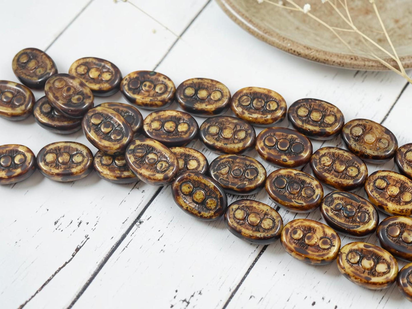 Old Stock Czech Glass Oval Dot Beads - Beige Travertine - 9pcs - 12x18mm - (B719)