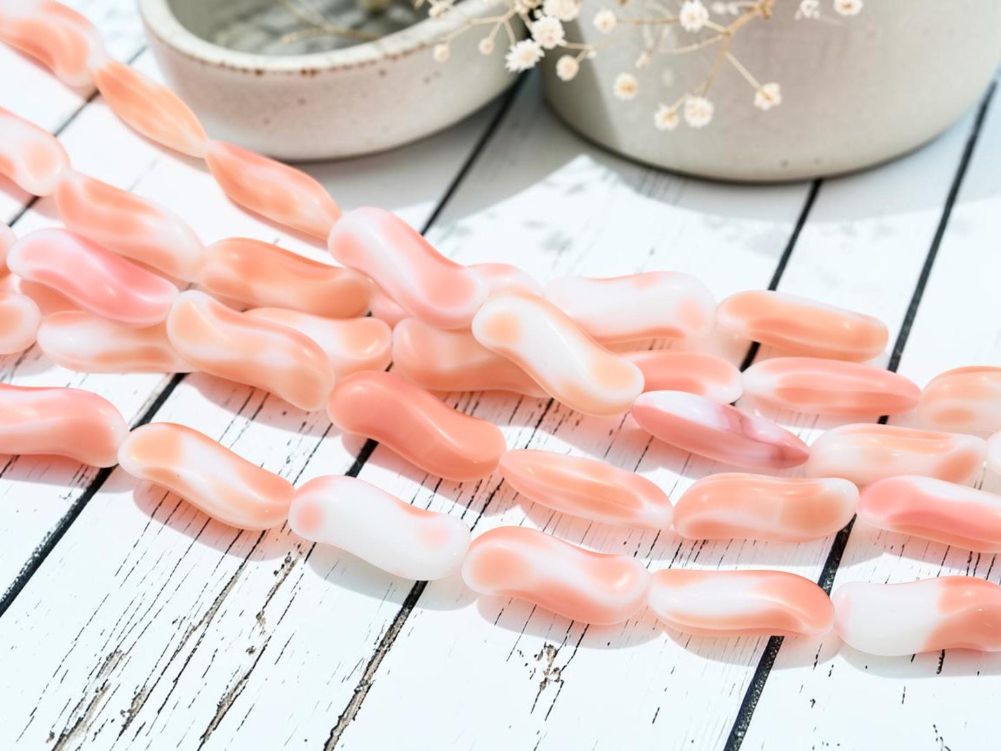 Vintage Czech Glass Beads - Peach + White - Curved Oval - 27x10mm - 8pcs - (B324)