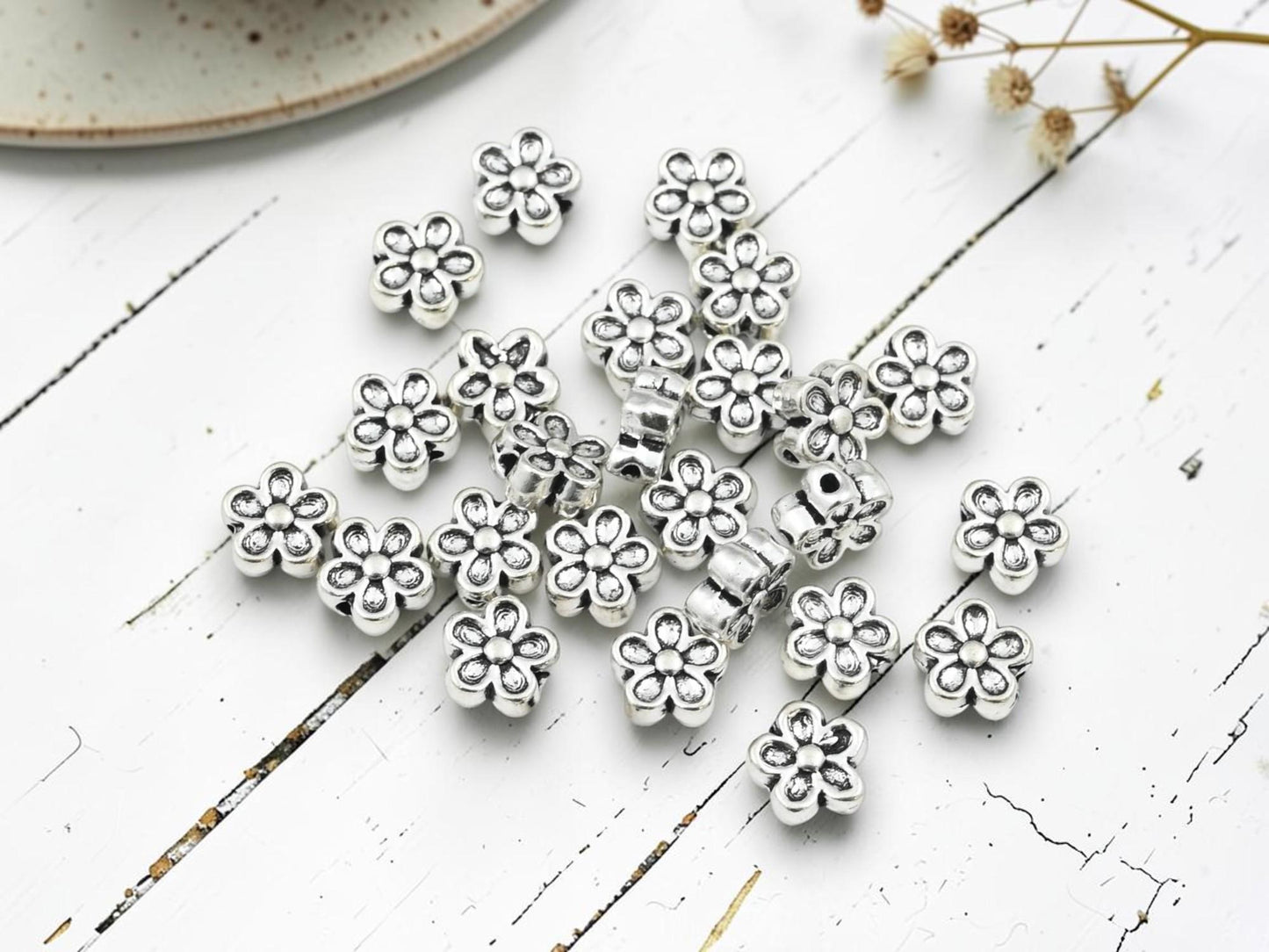 Antique Silver Metal Flower Spacer Beads - 7x4mm - 100pcs - (A673)