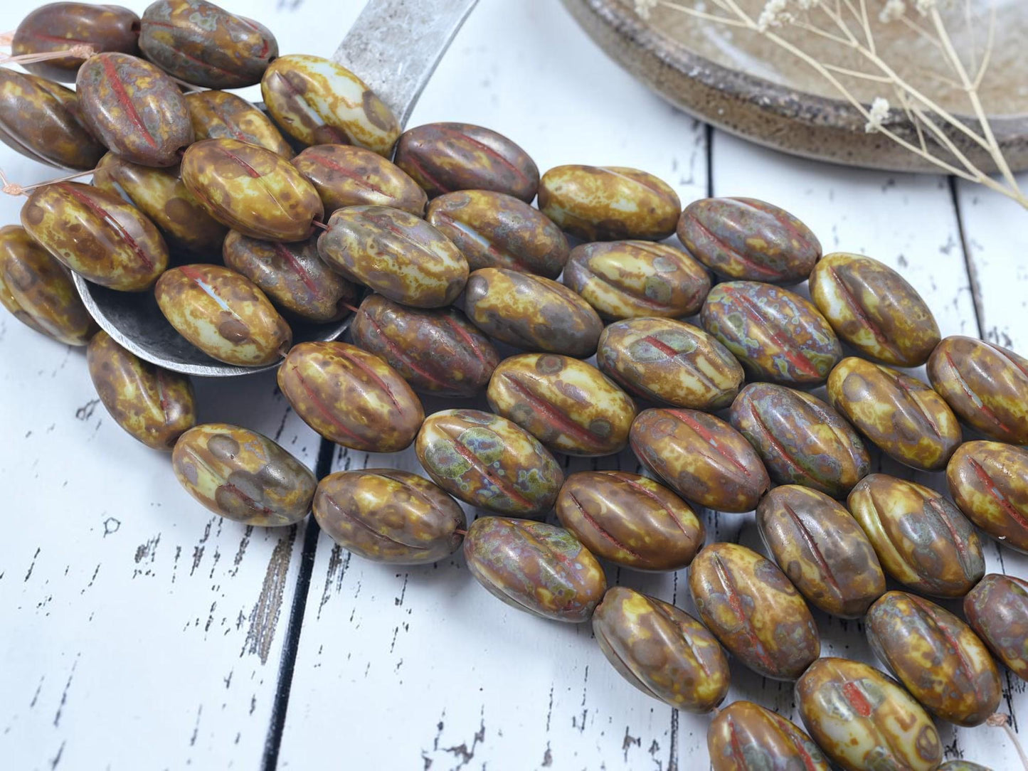 Vintage German Glass Picasso Beads - Yellow Khaki Travertine - 19x11mm - 8pcs - (623)