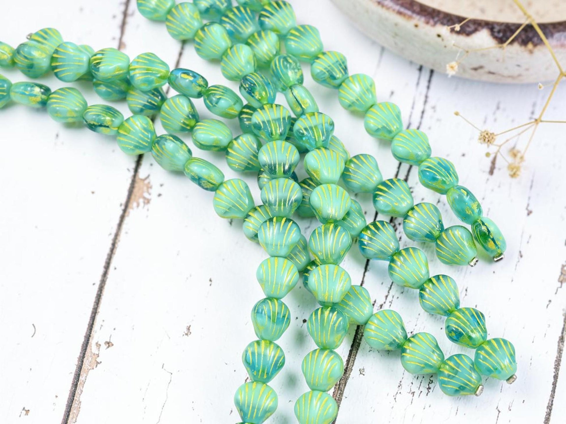 Czech Glass Sea Shell Beads - Blended Aqua Turquoise - 9mm - 15pcs - (3531)