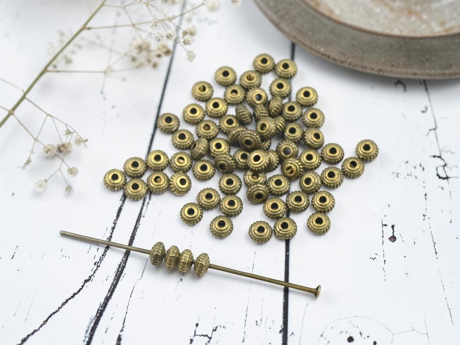 Metal Beads - Bronze Spacers - Bronze Beads - Disc Spacers - Silver Spacer Beads - Metal Spacer Beads - 5x3mm - 250pcs - (A675)