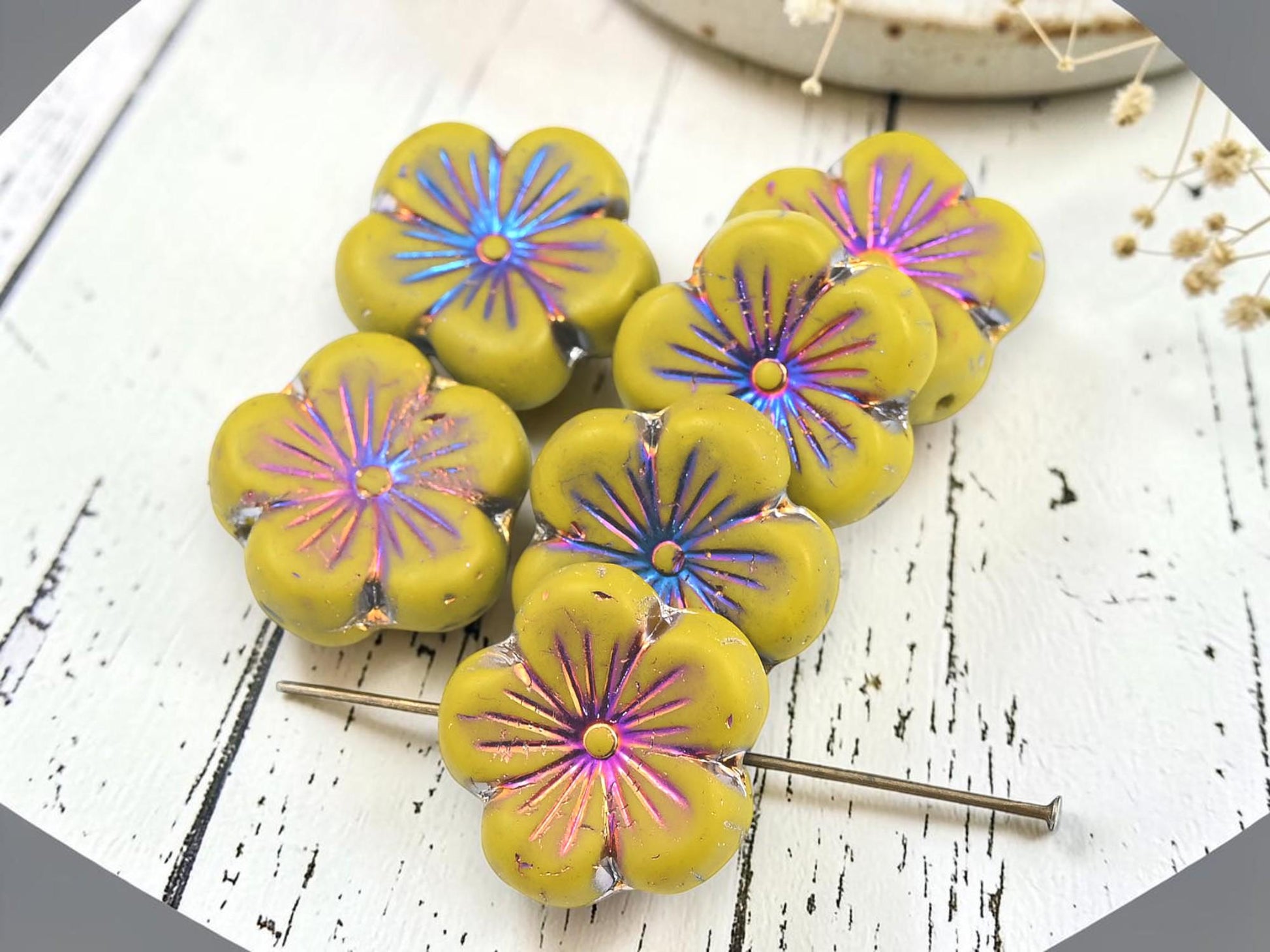 Czech Glass Hawaiian Hibiscus Flower Beads - Metallic Volcano Washed Mustard - 21mm - 2pcs - (3035)