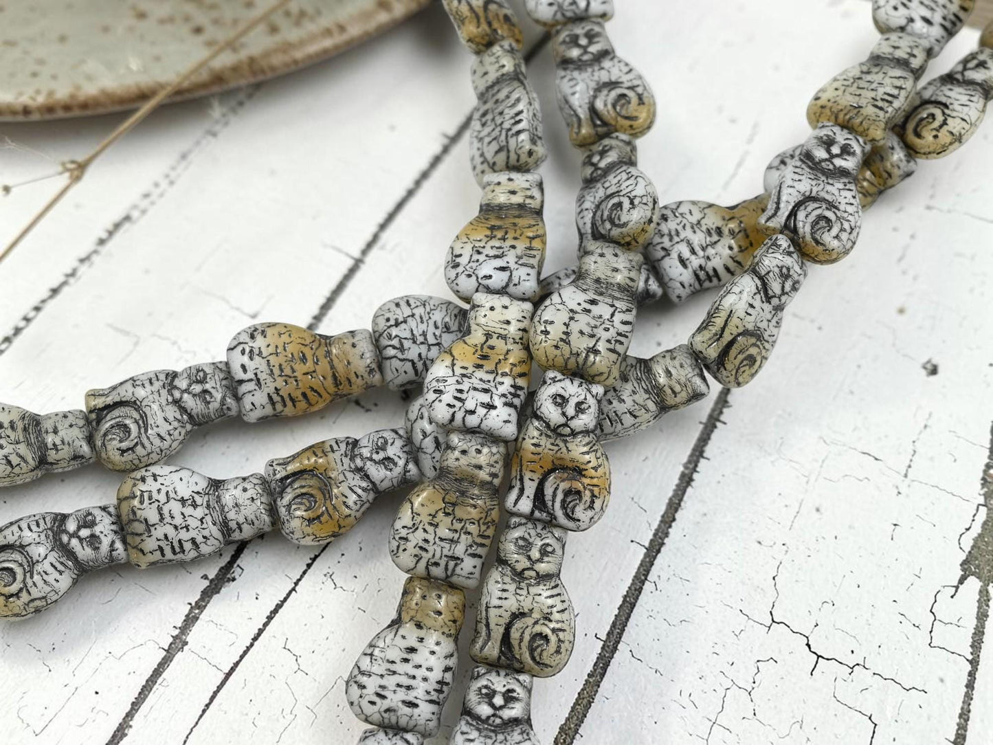 Czech Glass Beads - Cat Beads - Kitty Beads - Animal Beads - 17x12mm - 12pcs - (1642)