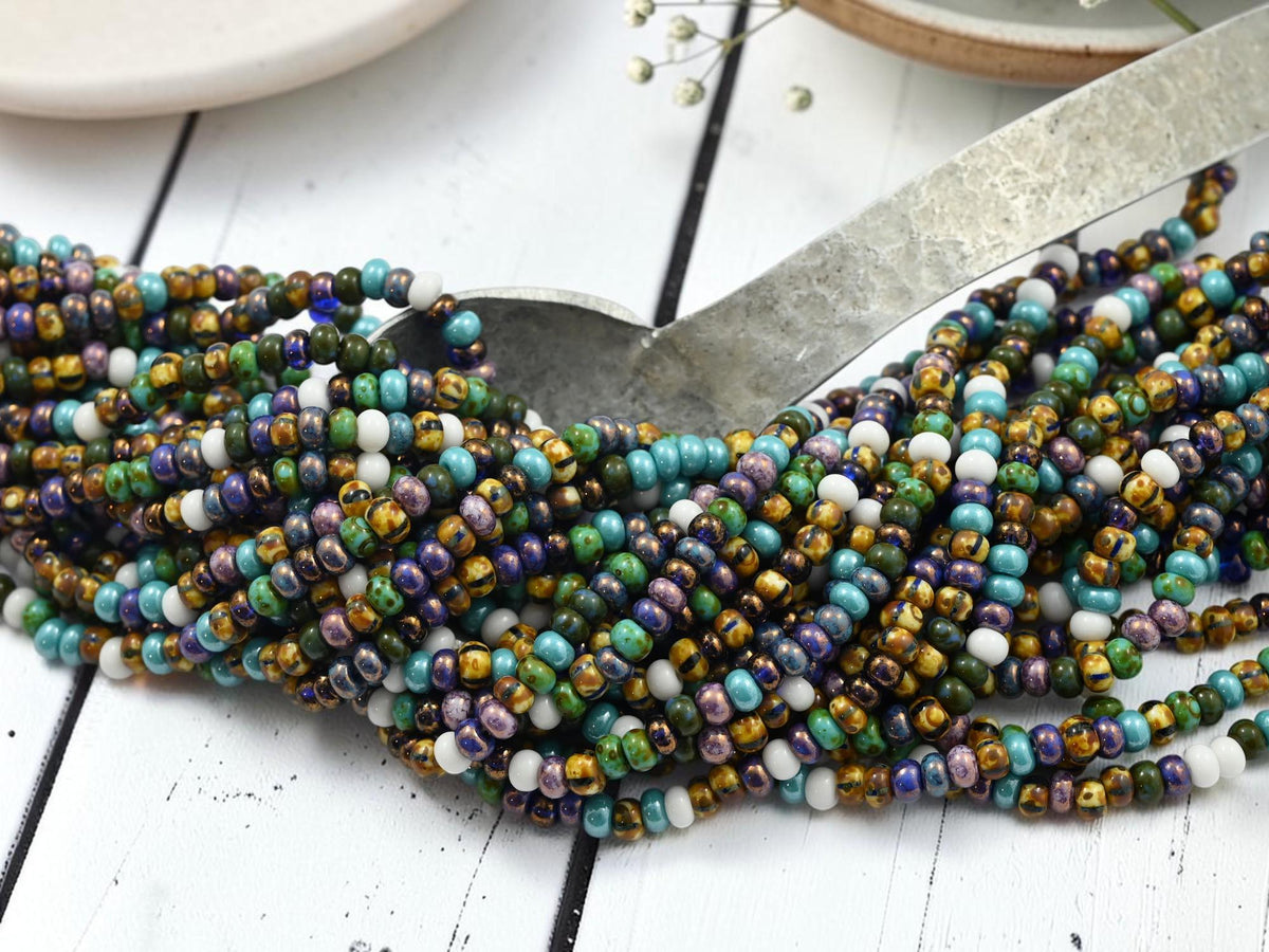 Size 6/0 Aged Picasso Seed Bead Strands - White Frost Striped Picasso Mix - 19" Strand - (B687)