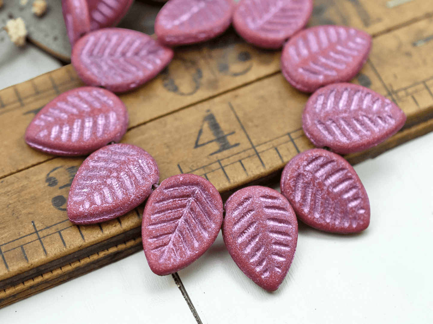 Leaf Beads - Czech Glass Beads - Picasso Beads - Top Drilled Leaf - Top Drilled Leaves - Top Hole -  16x12mm - 6pcs - (B609)