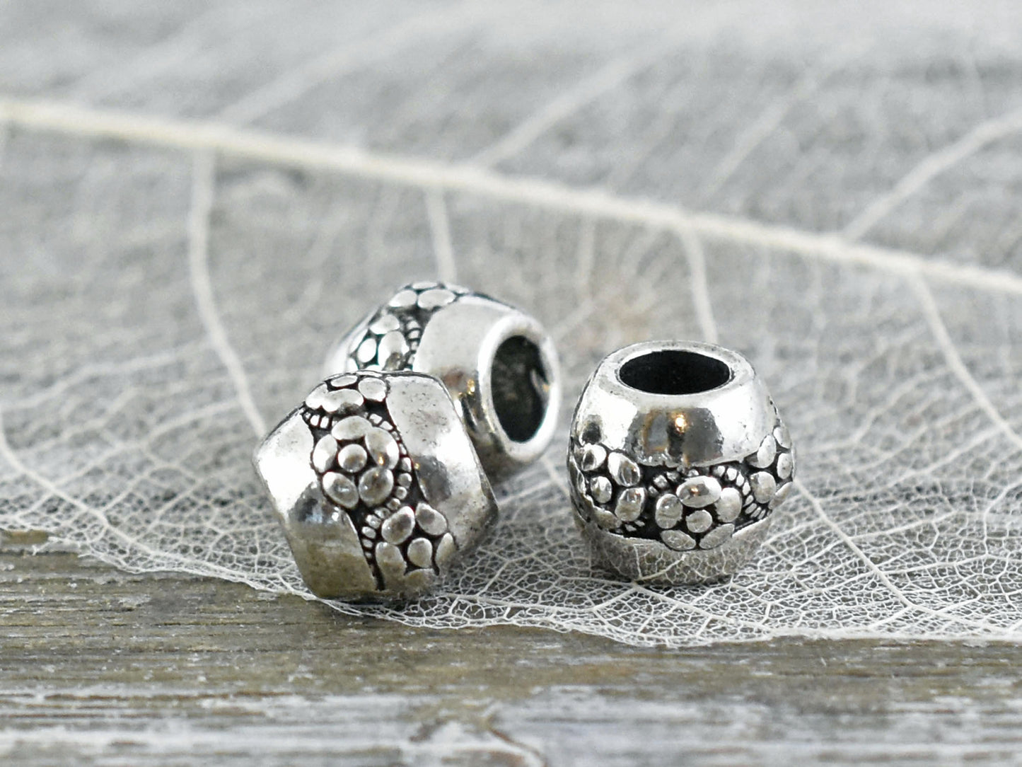 *10* 10x8mm Antique Silver Large Hole Floral Barrel Beads