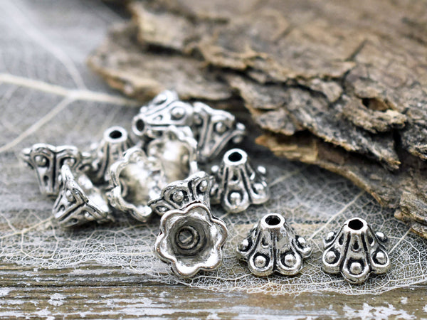 *50* 10x6mm Antique Silver Scalloped Bead Caps