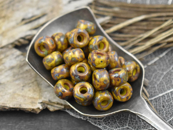 10g Yellow Travertine 2/0 Matubo Beads