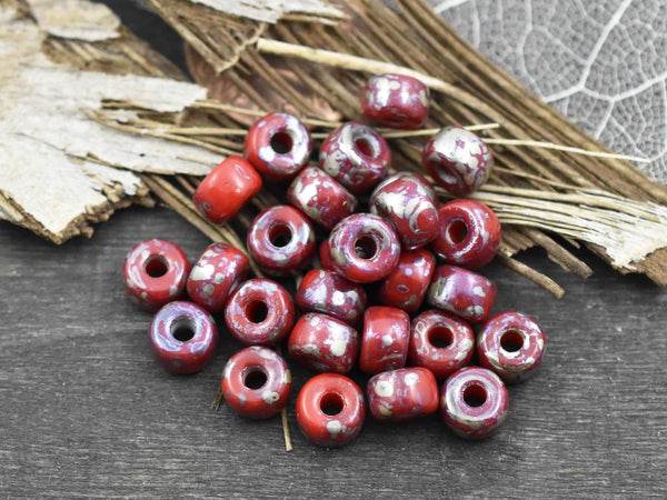10g Opaque Red Rembrandt 2/0 Matubo Beads