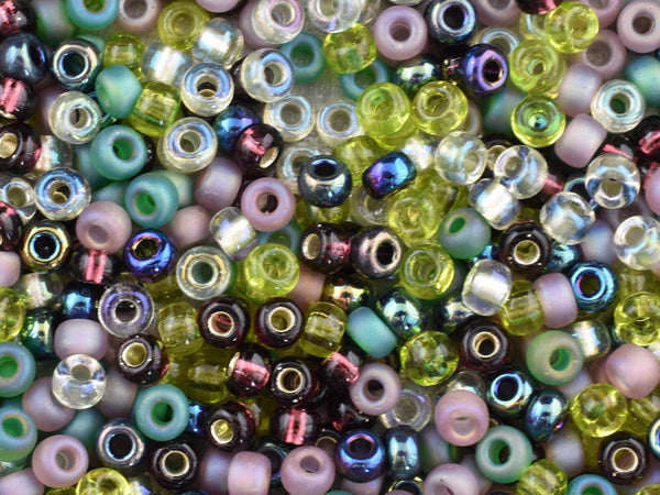 Mixed Seed Beads - Size 6 Beads - Size 6/0 - Seed Bead Mix - Lavender Garden Mix - 15 grams (752)